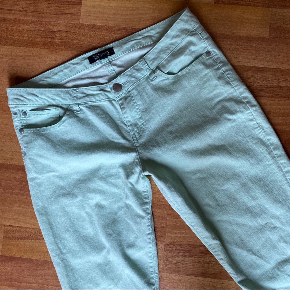 FOREVER 21 DENIM JEANS